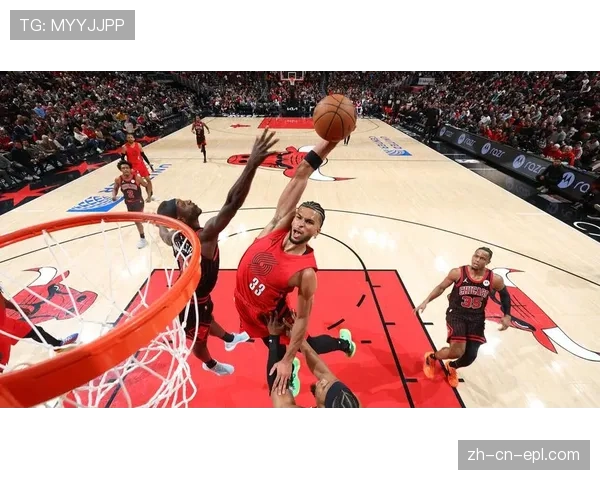 开拓者格兰特27分关键止血 但团队防守沟通存在漏洞 开拓者格兰特27分关键止血 但团队防守沟通存在漏洞